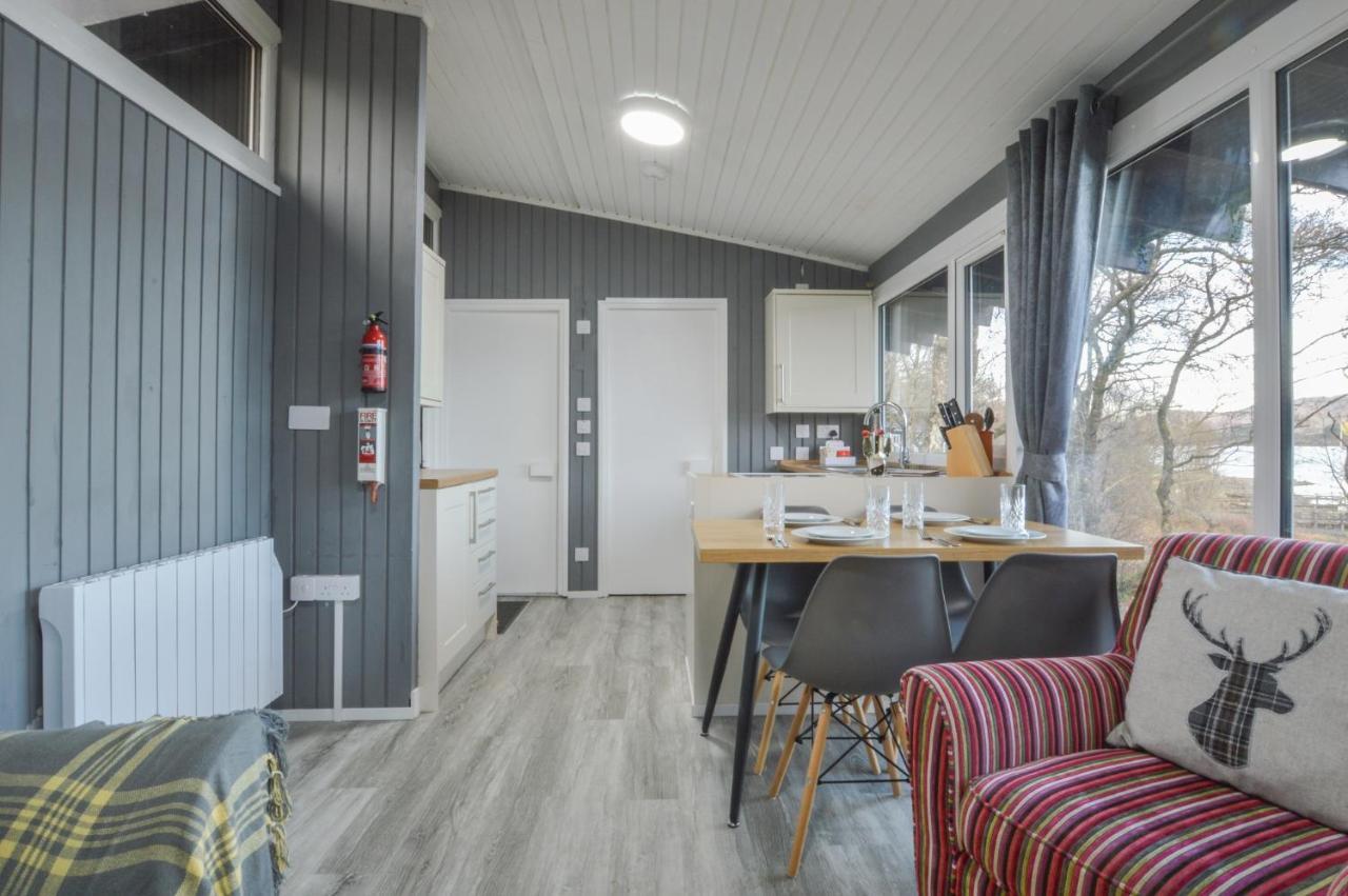 Loch Aweside Forest Cabins Dalavich Extérieur photo