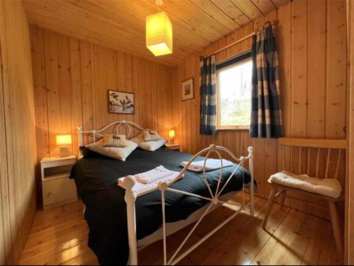 Loch Aweside Forest Cabins Dalavich Extérieur photo