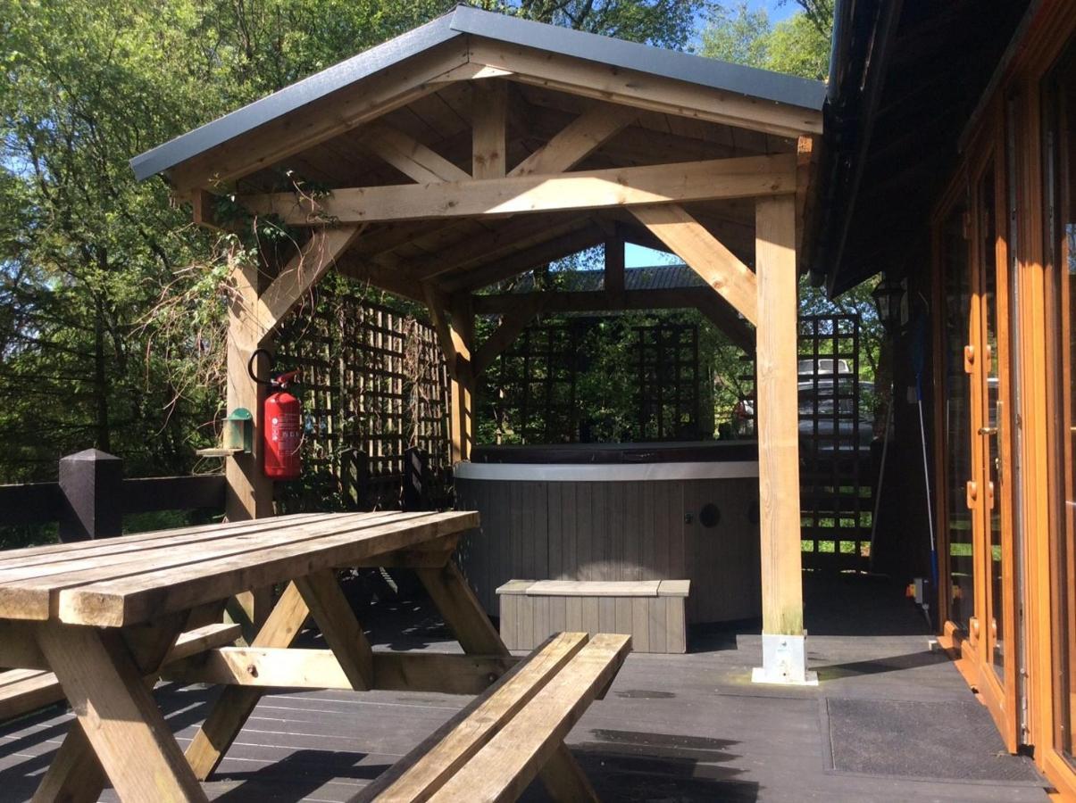 Loch Aweside Forest Cabins Dalavich Extérieur photo